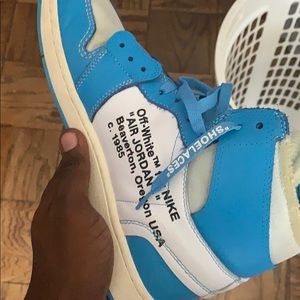 UNC OFF white 1s